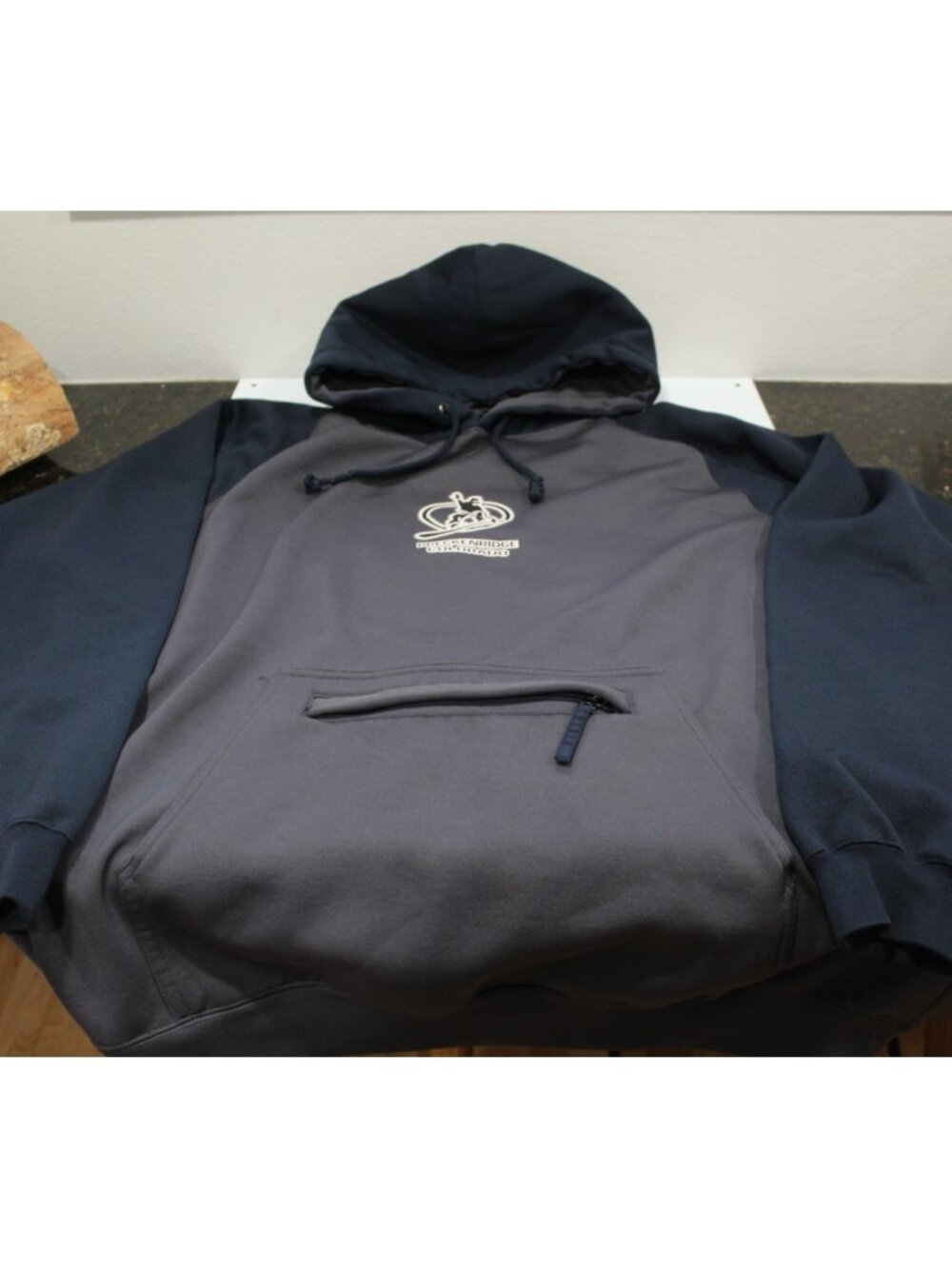 Vintage Hoodie Breckenridge Colorado Graphic Print Front & Back Sweatshirt Large
